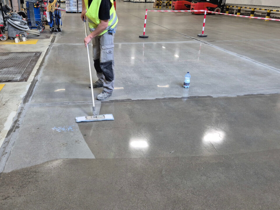 impregnacja posadzki w garażu zgodnie z przeznaczeniem impregnatów