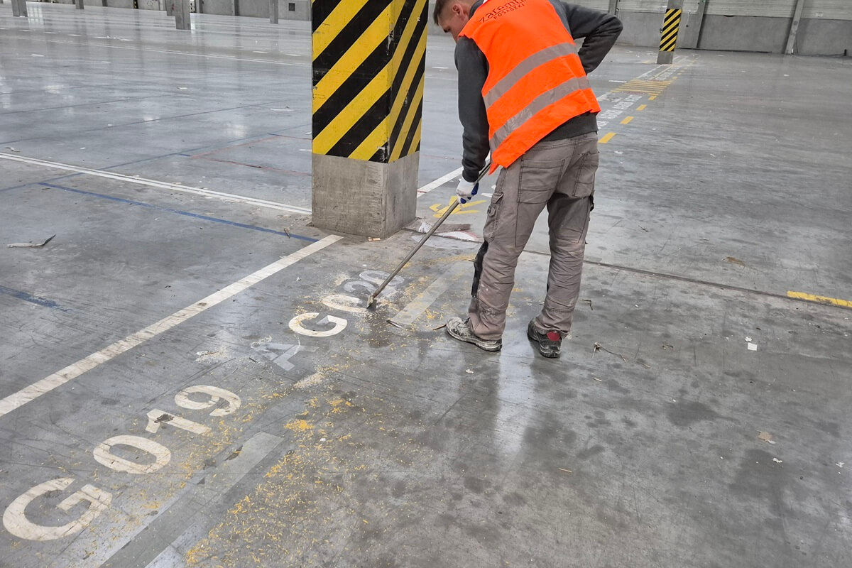 diamentowe doczyszczanie betonu przemysłowego - 24000 m2