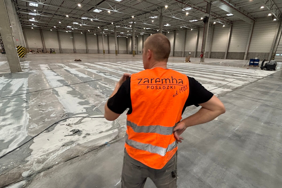 posadzka w centrum logistycznym - producent AGD